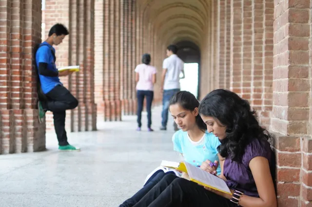 Uczelnie podniosą czesne, ale tylko niektórym studentom