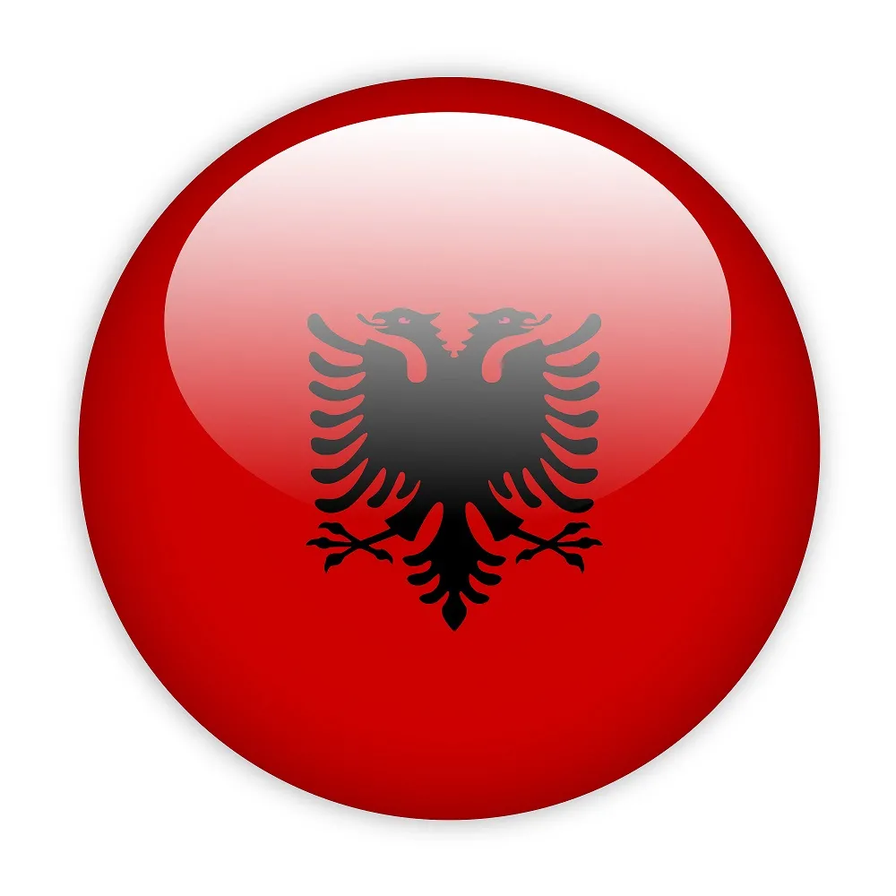 Niezidentyfikowani sprawcy ostrzelali budynek prywatnej telewizji w Albanii, zabijając jej ochroniarza