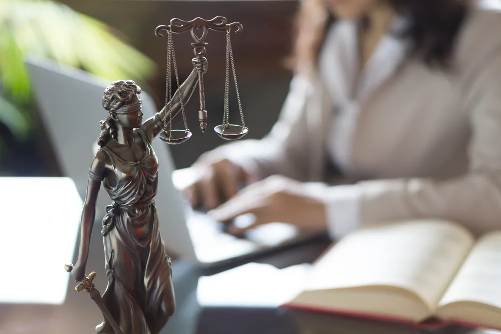 Liczba kancelarii w okolicy bez wpływu na powołanie na notariusza