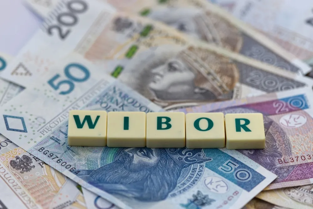 Ból głowy banków z WIBOR-em