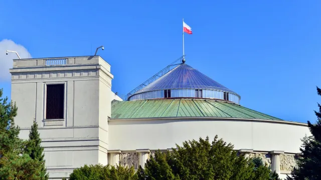 Sejm uchwalił nowelizację ustawy o e-Umowach. System zyska nowe funkcjonalności