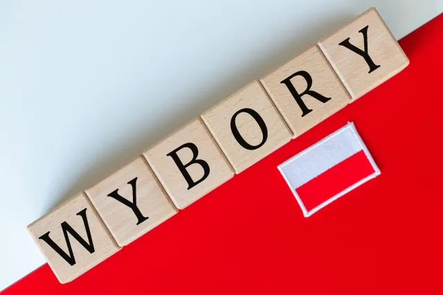 Na 2027 szykuje się reforma wyborcza: koniec z dietą, nowe okręgi, mniejsze obwody i sędziowie jako komisarze? Ustawa w Senacie