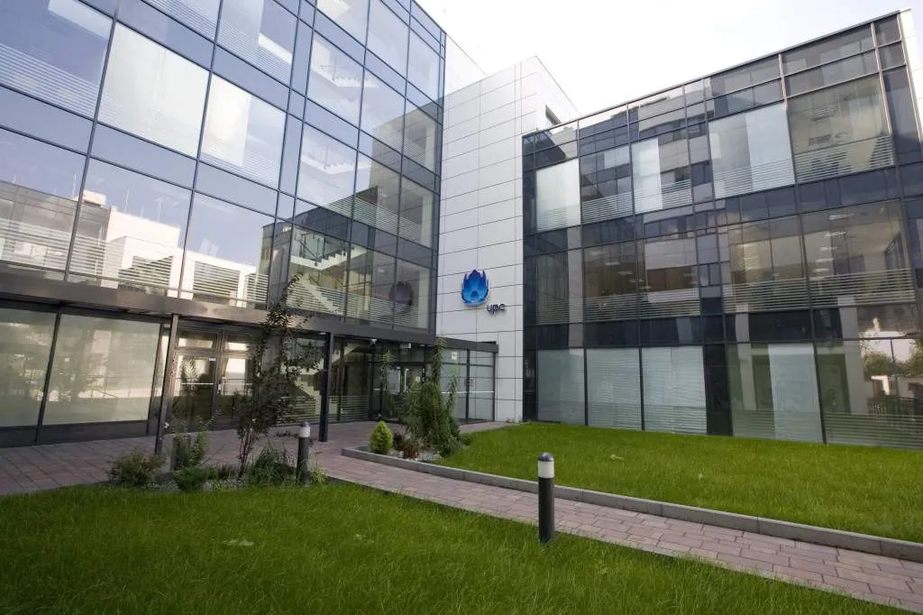 Liberty Global kupuje polską sieć kablową Aster