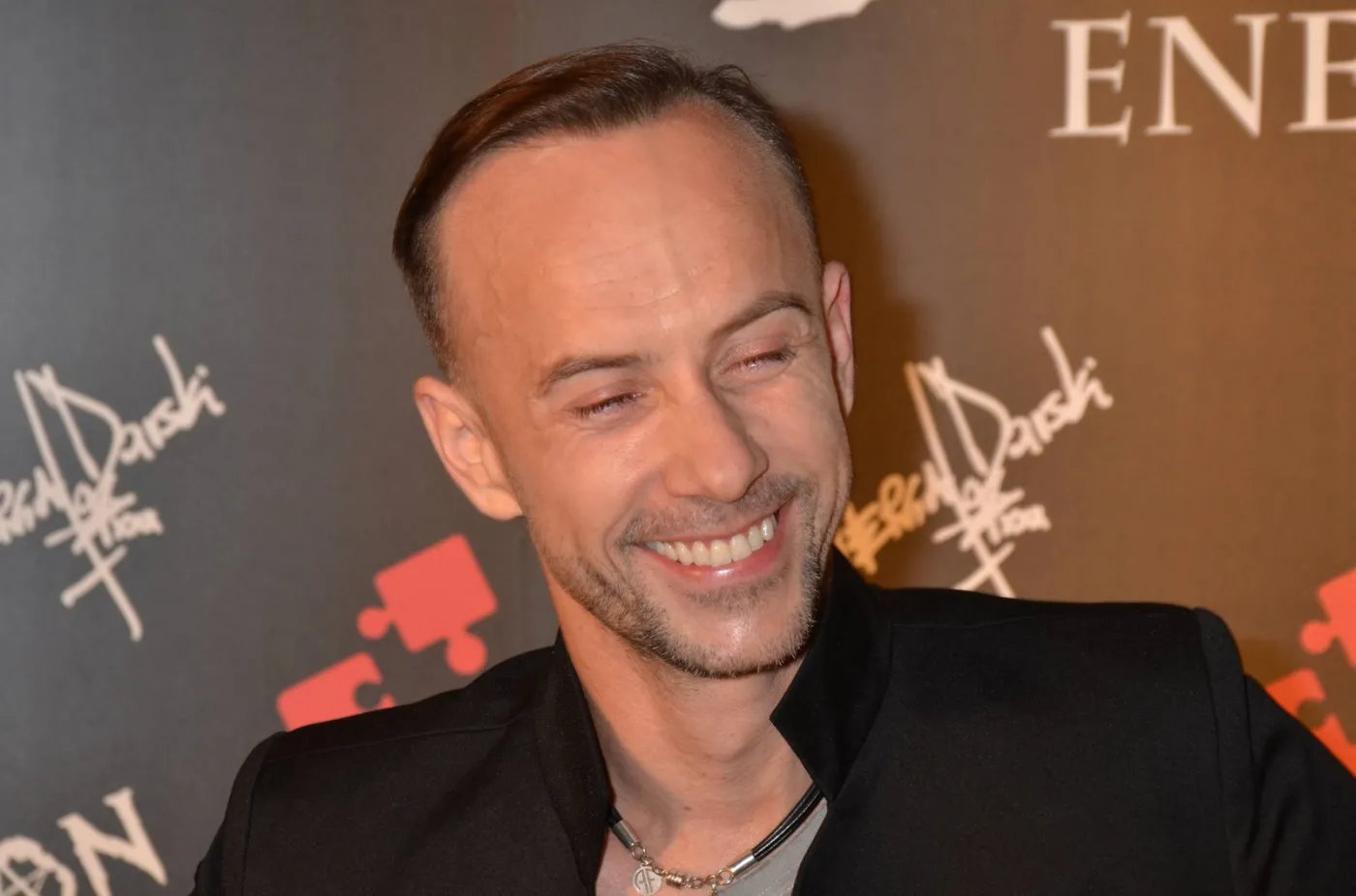 "AmbaSSada": Więckiewicz w roli Hitlera, Nergal jako Ribbentrop