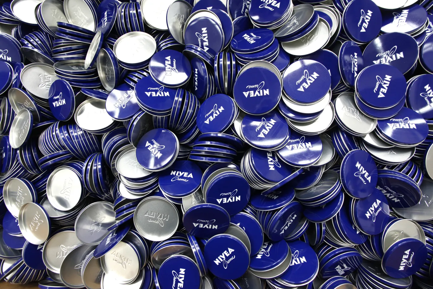 864153-nivea.jpg
