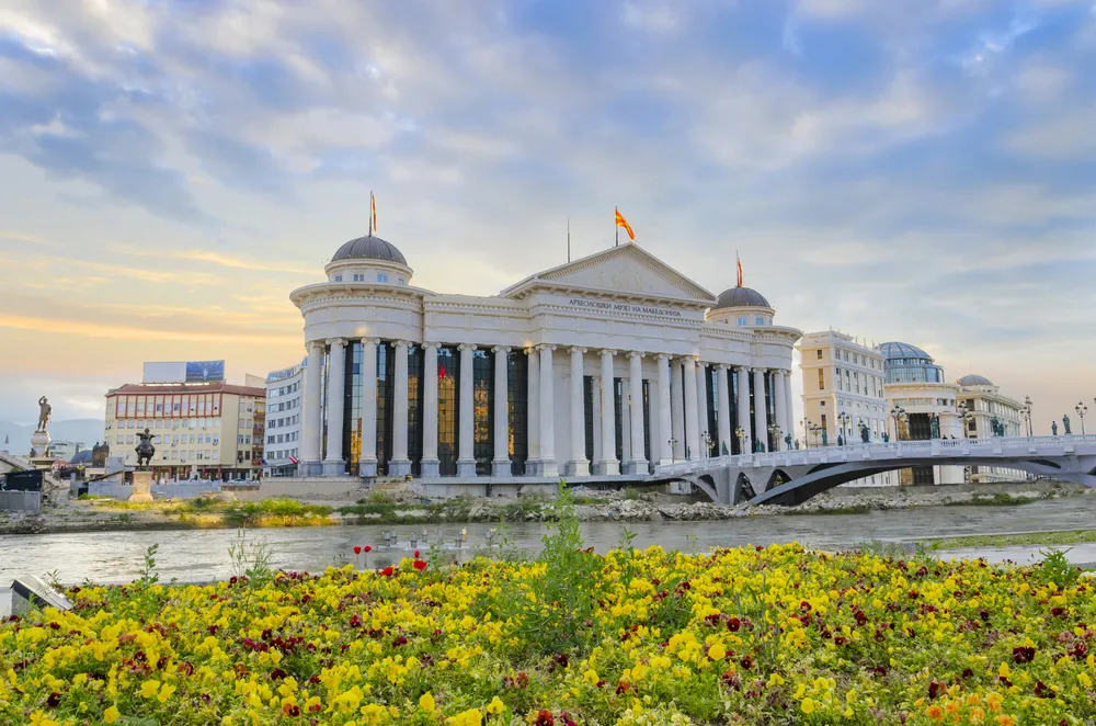 1619598-skopje.jpg
