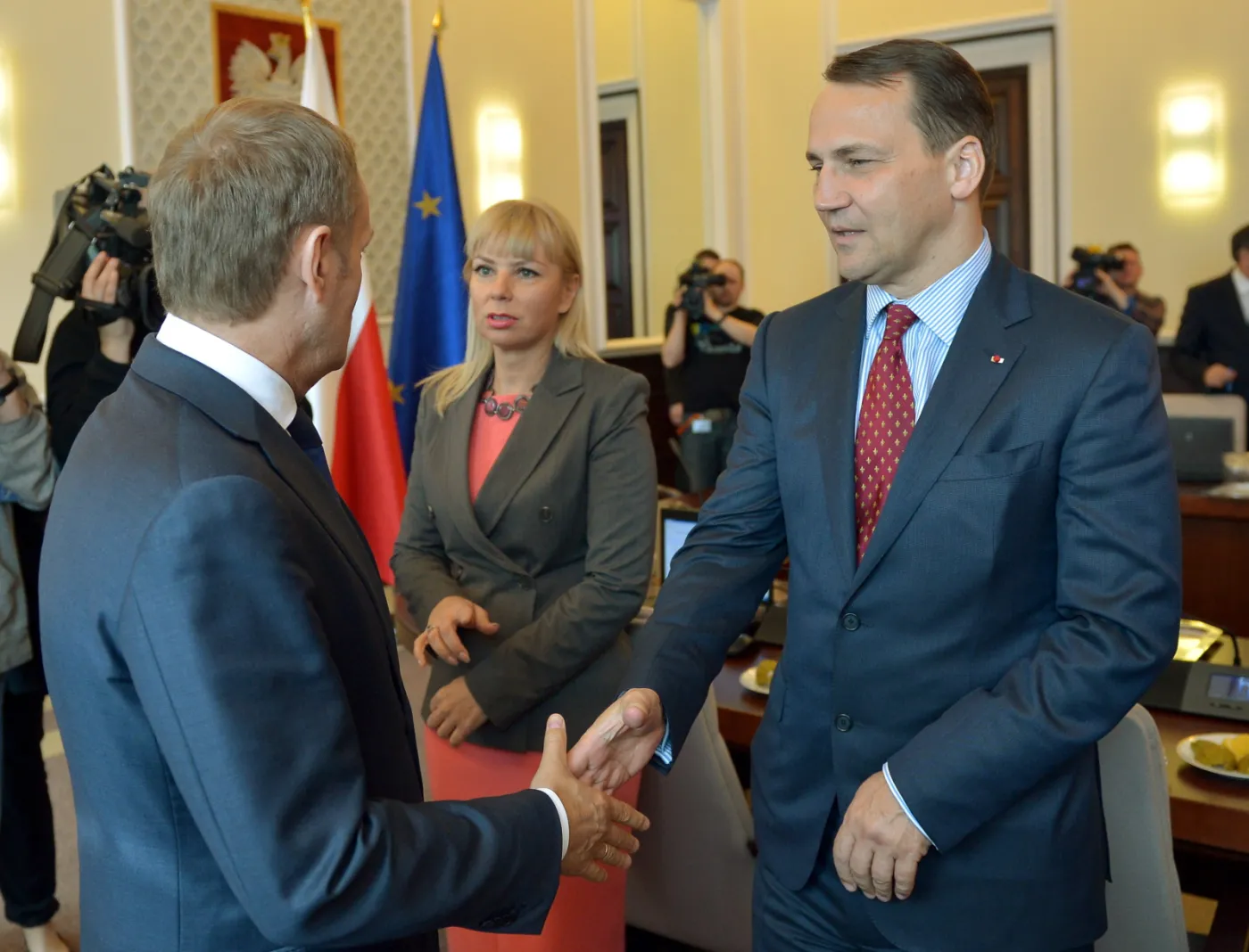 Sondaż: Maleje poparcie dla rządu. Najbardziej przychylni Tuskowi są wykształceni z dużych miast