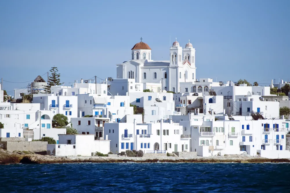 1312054-paros.jpg
