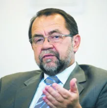 2253552-prof.jpg