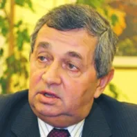 1897189-prof.jpg