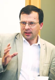 1934552-prof.jpg