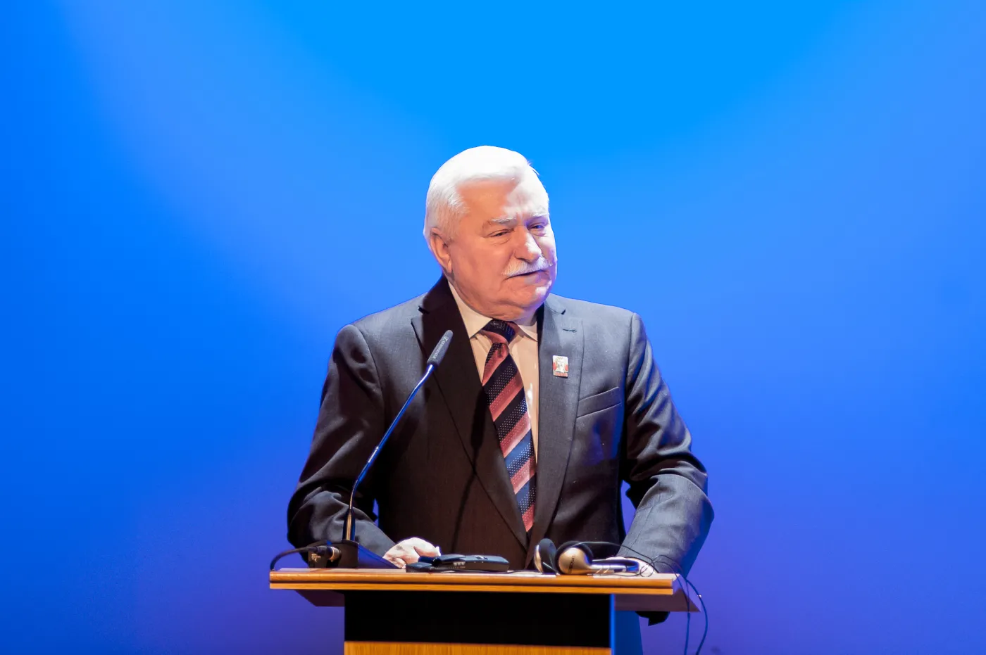 Teczka TW Bolka trafi jutro do badań grafologicznych