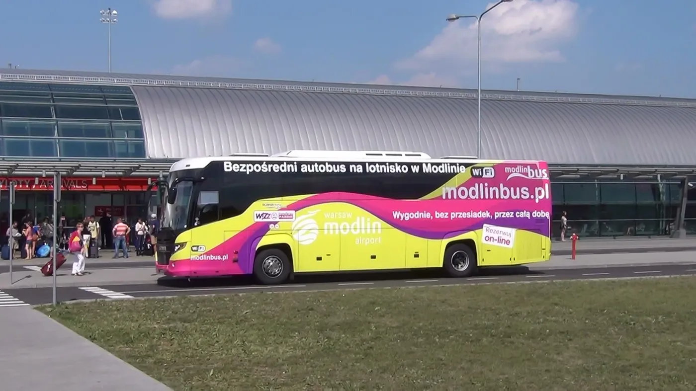 Modlin rośnie w siłę: Będzie większy terminal i hotel