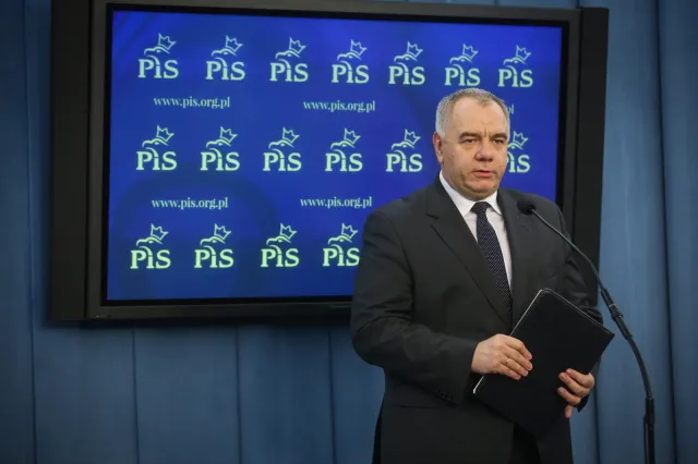Sasin: Platforma nie jest szczera. Niech PO przedstawi jasne stanowisko wobec 500 Plus