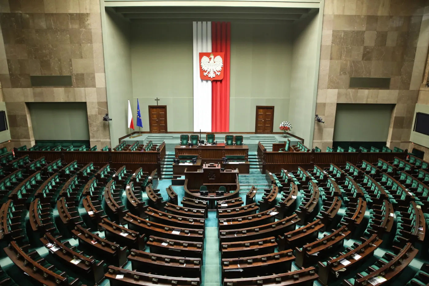 Poprawki do ustawy 500 plus: Rząd będzie mógł podnieść wysokość świadczenia