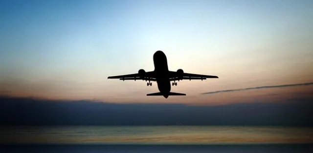 Dreamliner zostaje w USA. Część pasażerów wróci jutro
