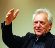 2529609-prof.jpg
