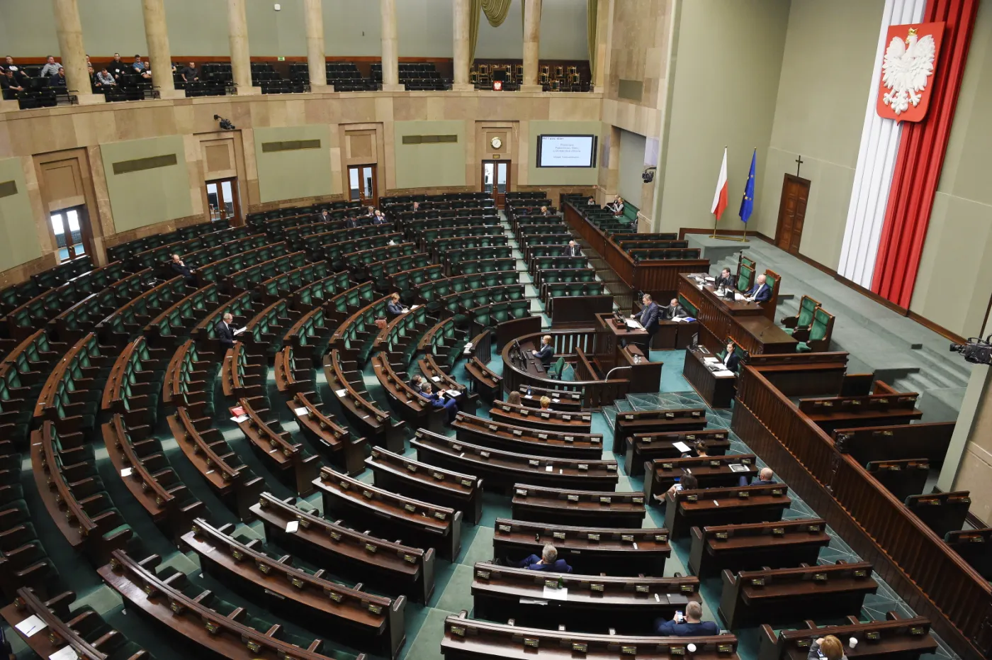 Sejm: Projekt ws. emerytur celników z powrotem trafił do komisji