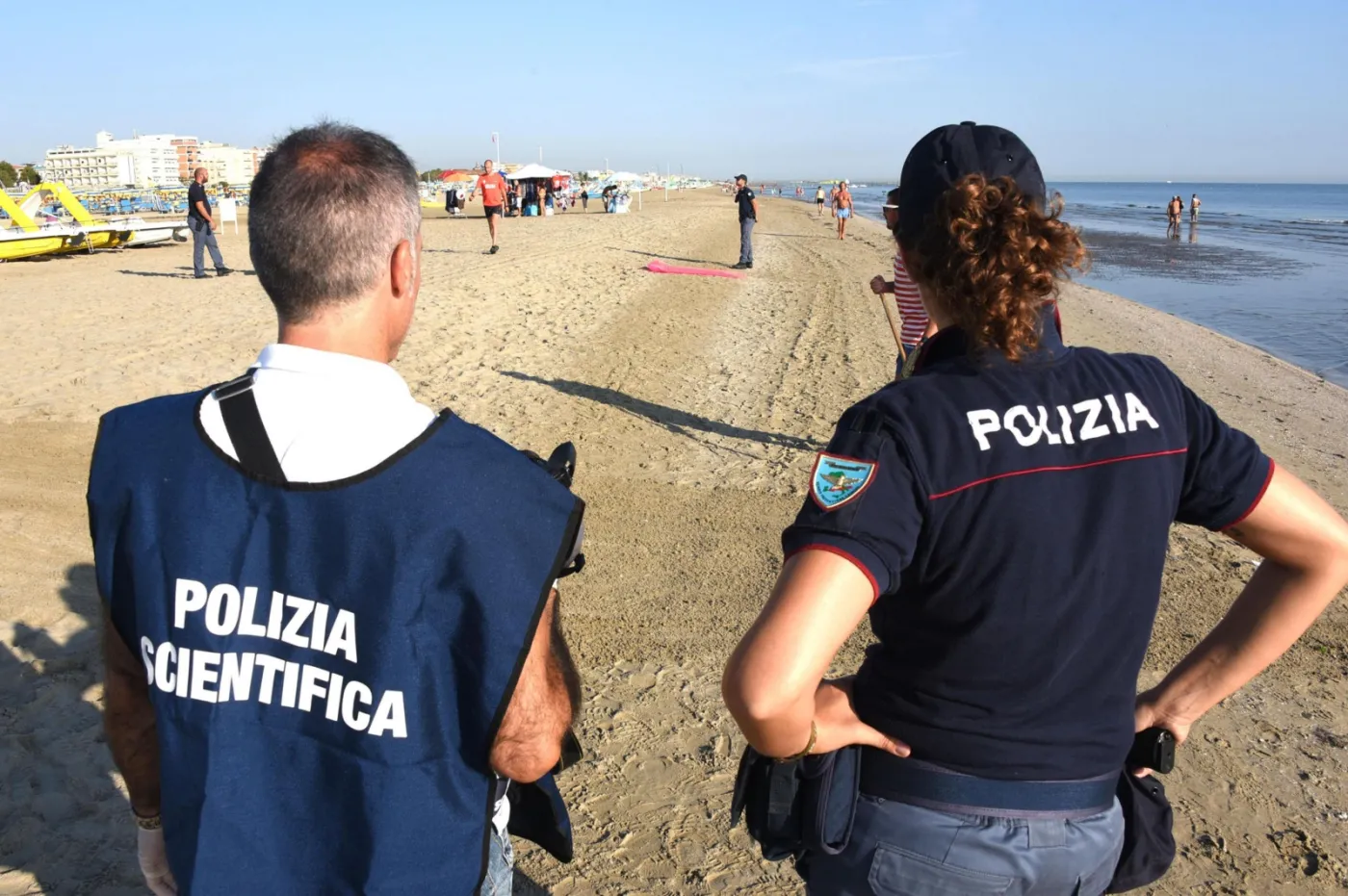 Włoska policja coraz bliżej ustalenia sprawców napadu w Rimini