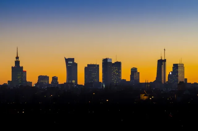 Warszawa nie tak wielka: Tylko 18 gmin zostanie włączonych do metropolii?