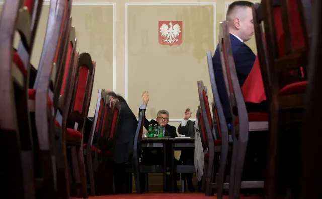 Rozszerzanie Izby Dyscyplinarnej. Przyjęto kilkanaście poprawek PiS do prezydenckiego projektu o SN