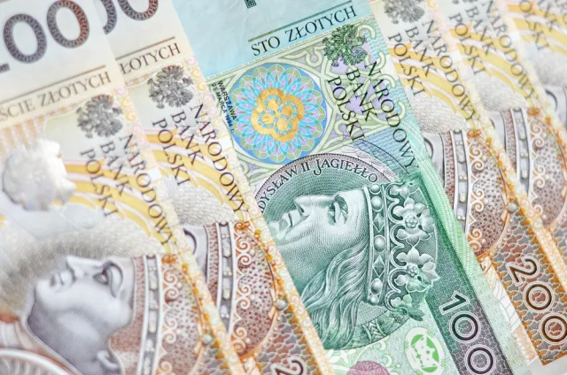 Podatek co kwartał, ale JPK już co miesiąc