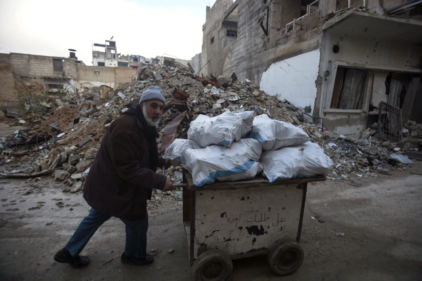 Wznowienie ewakuacji Aleppo pod nadzorem Czerwonego Krzyża i Czerwonego Półksiężyca