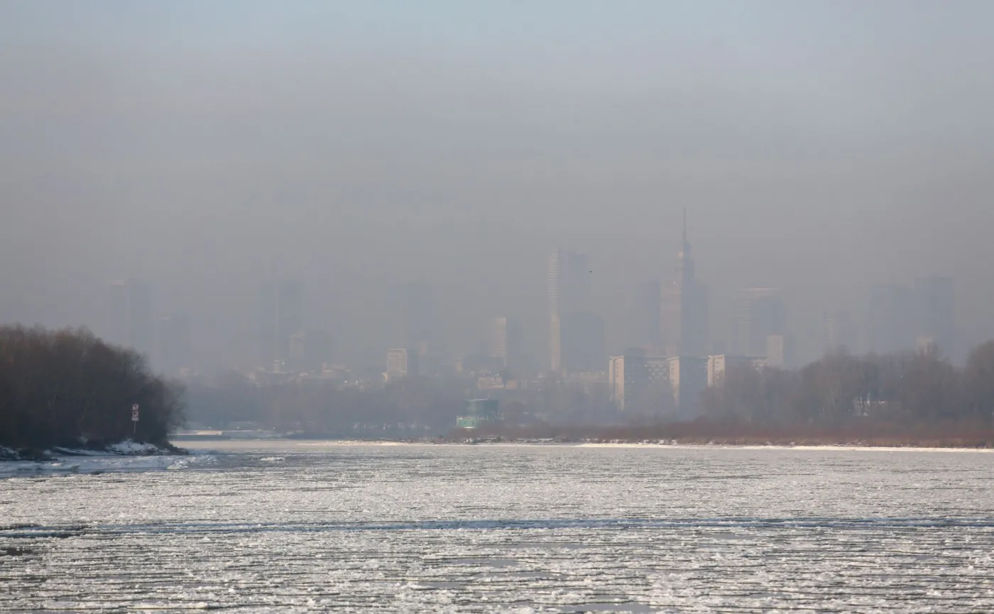 Samorządy ruszają na wojnę ze smogiem. Będą zakazy dla mieszkańców