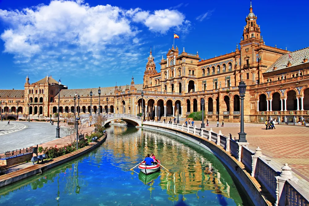 3256885-sevilla.jpg