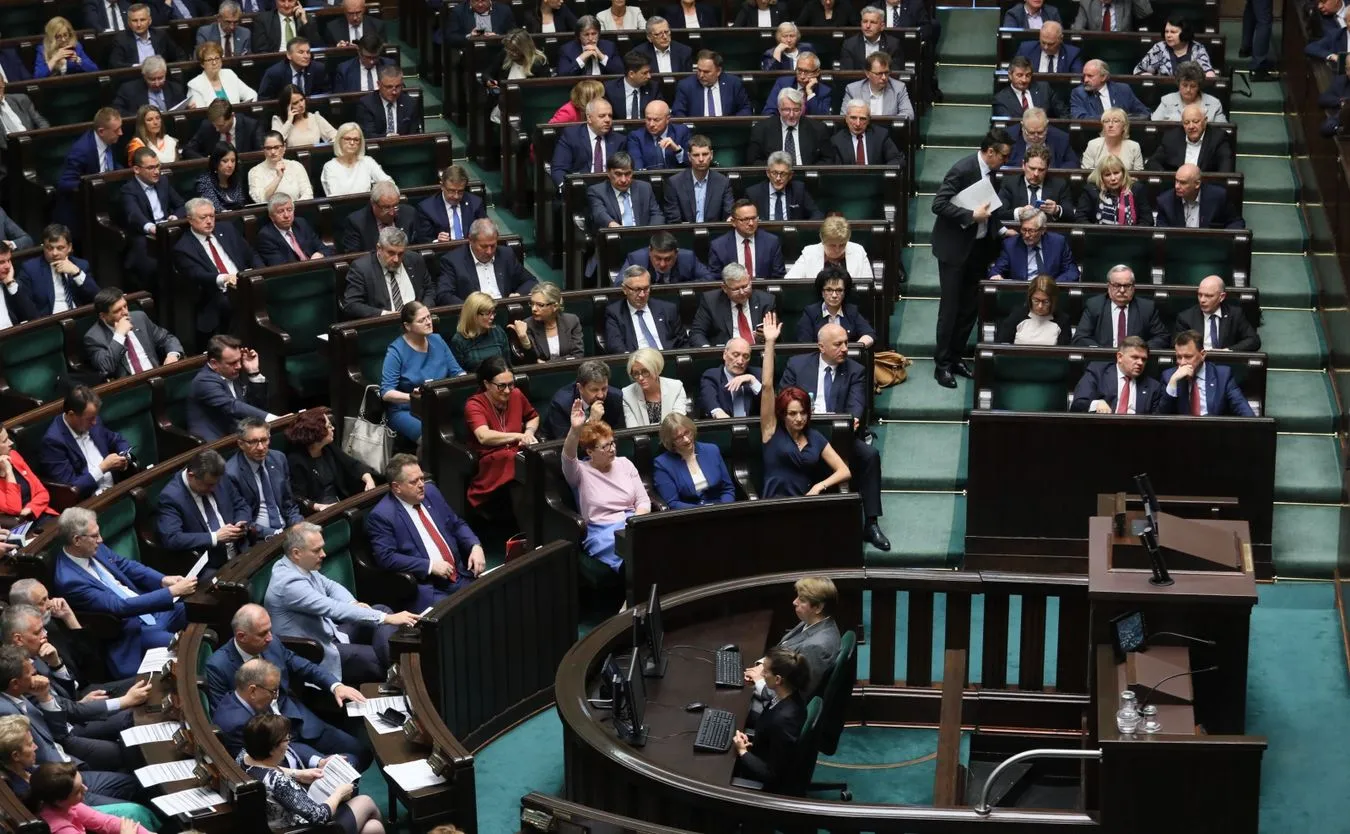 Sejm rozpoczął rozpatrywanie wniosków o powołanie komisji śledczej ds. VAT