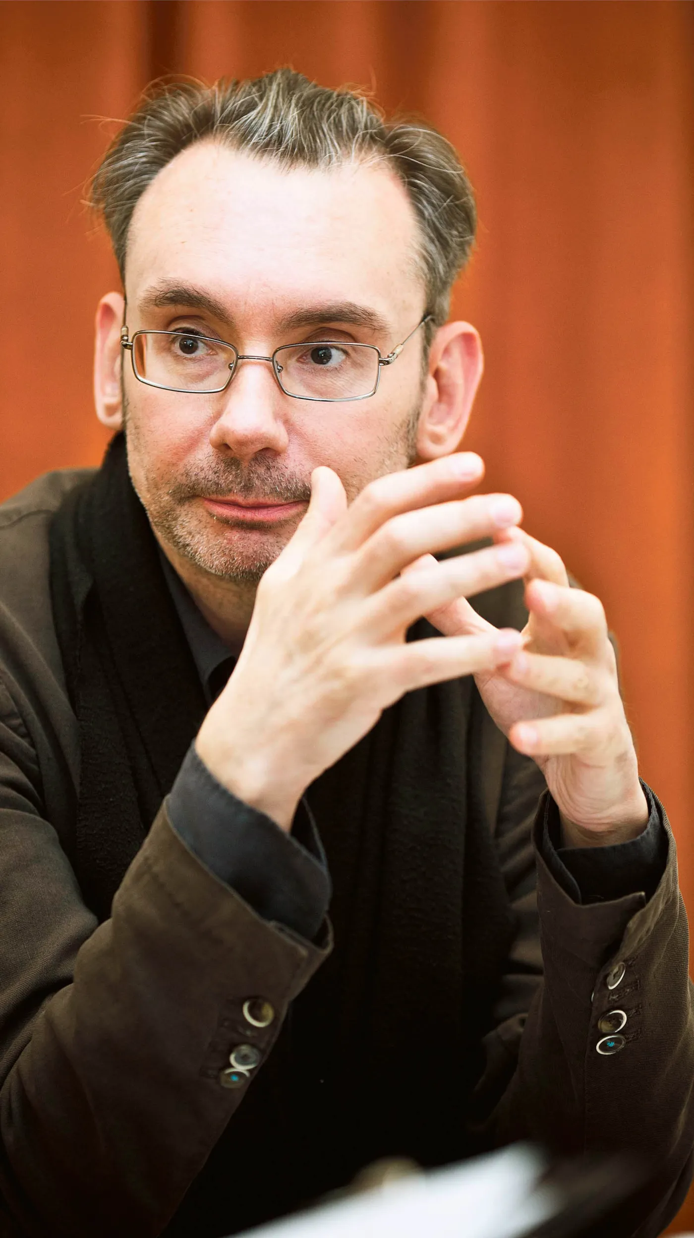 4147363-prof.jpg