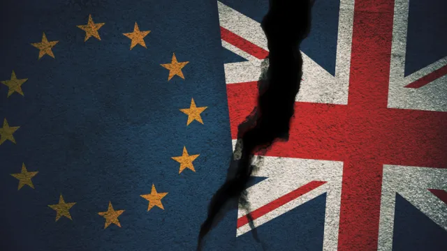 Politico: Brexit ma konsekwencje dla procesu pokojowego w Irlandii