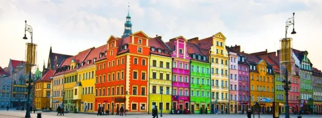 Wrocław: By pomóc lokalnym artystom miasto kupiło od nich 30 prac za prawie 130 tys. zł