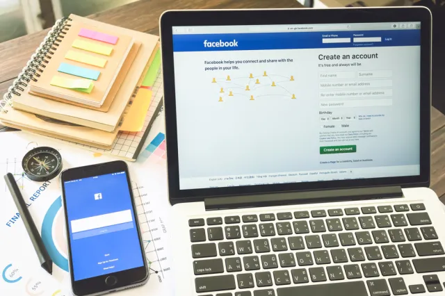 Kolejna odsłona walki z fake newsami: Internetowi giganci sprzątają własne podwórko