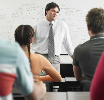 10 kierunków studiów, na które najtrudniej się dostać