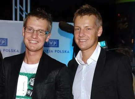 Bracia Mroczek na planie "M jak miłość" profesjonalni w każdym calu