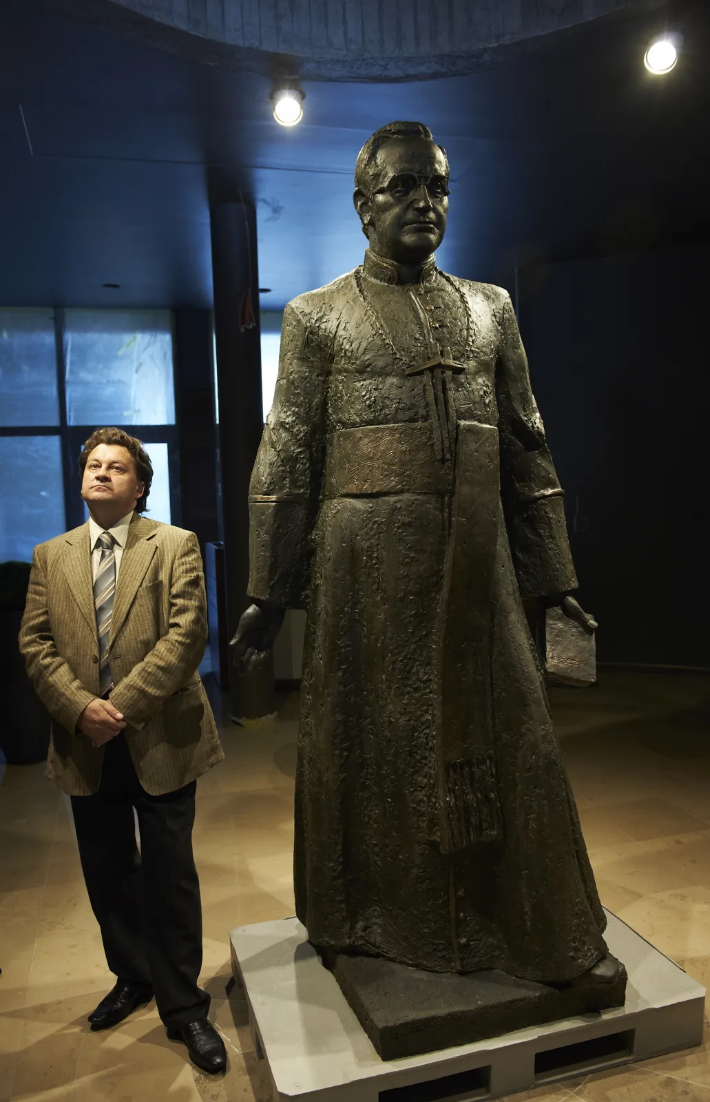 Pomnik prałata Henryka Jankowskiego