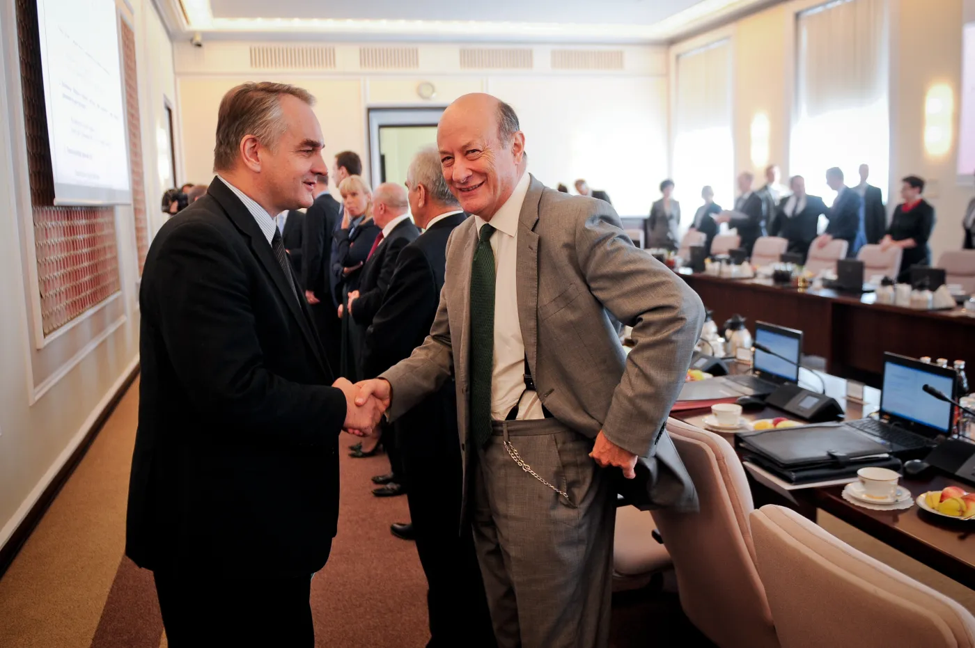 Uśmiechnięty Pawlak, ponury Rostowski. Nowa reklama PSL