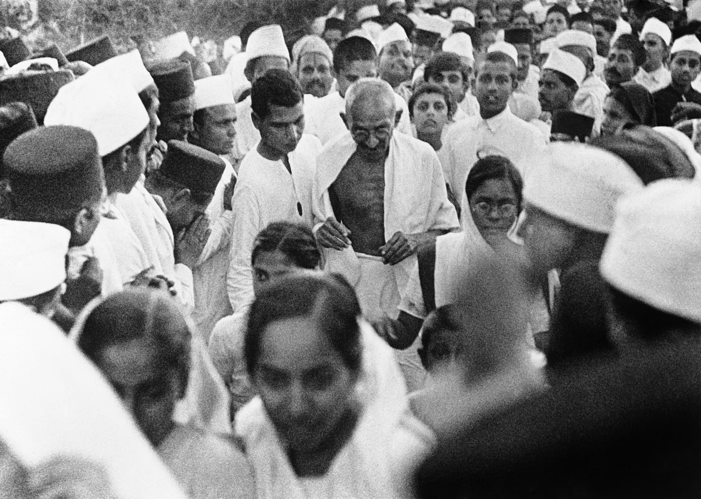 Mahatma Ghandi wśród zwolenników