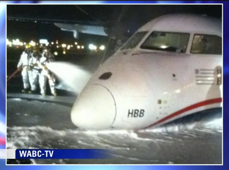 lądowanie awaryjne Newark Liberty