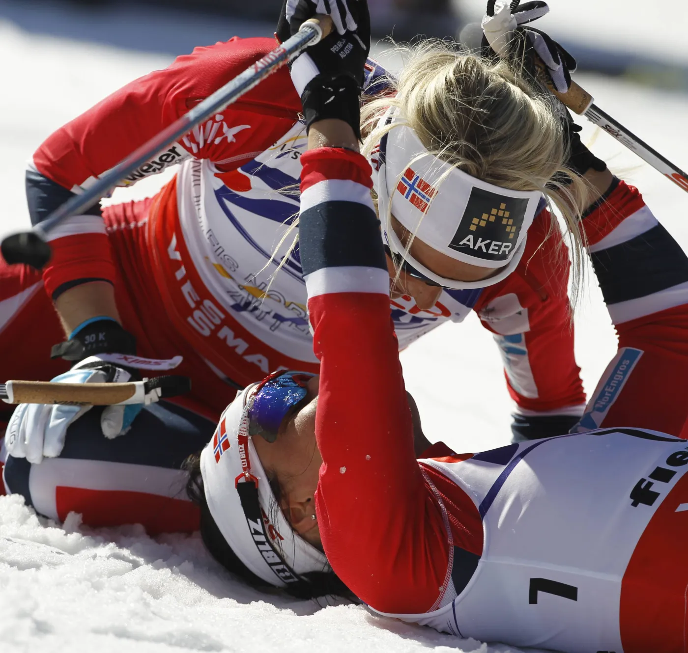  Therese Johaug i Marit Bjoergen