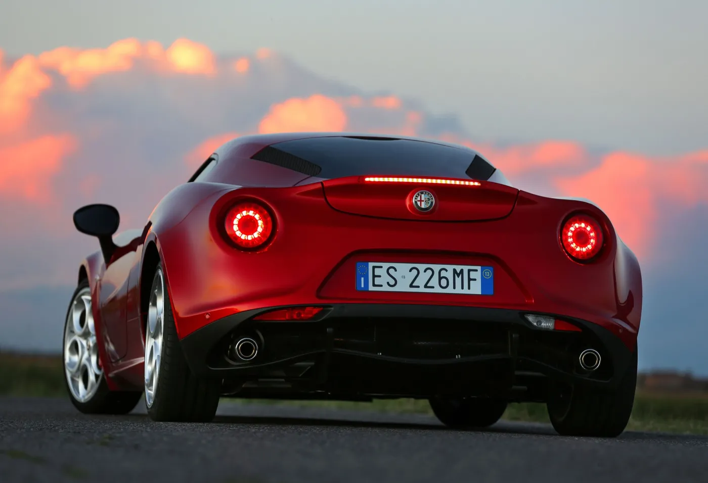 Alfa Romeo 4C  