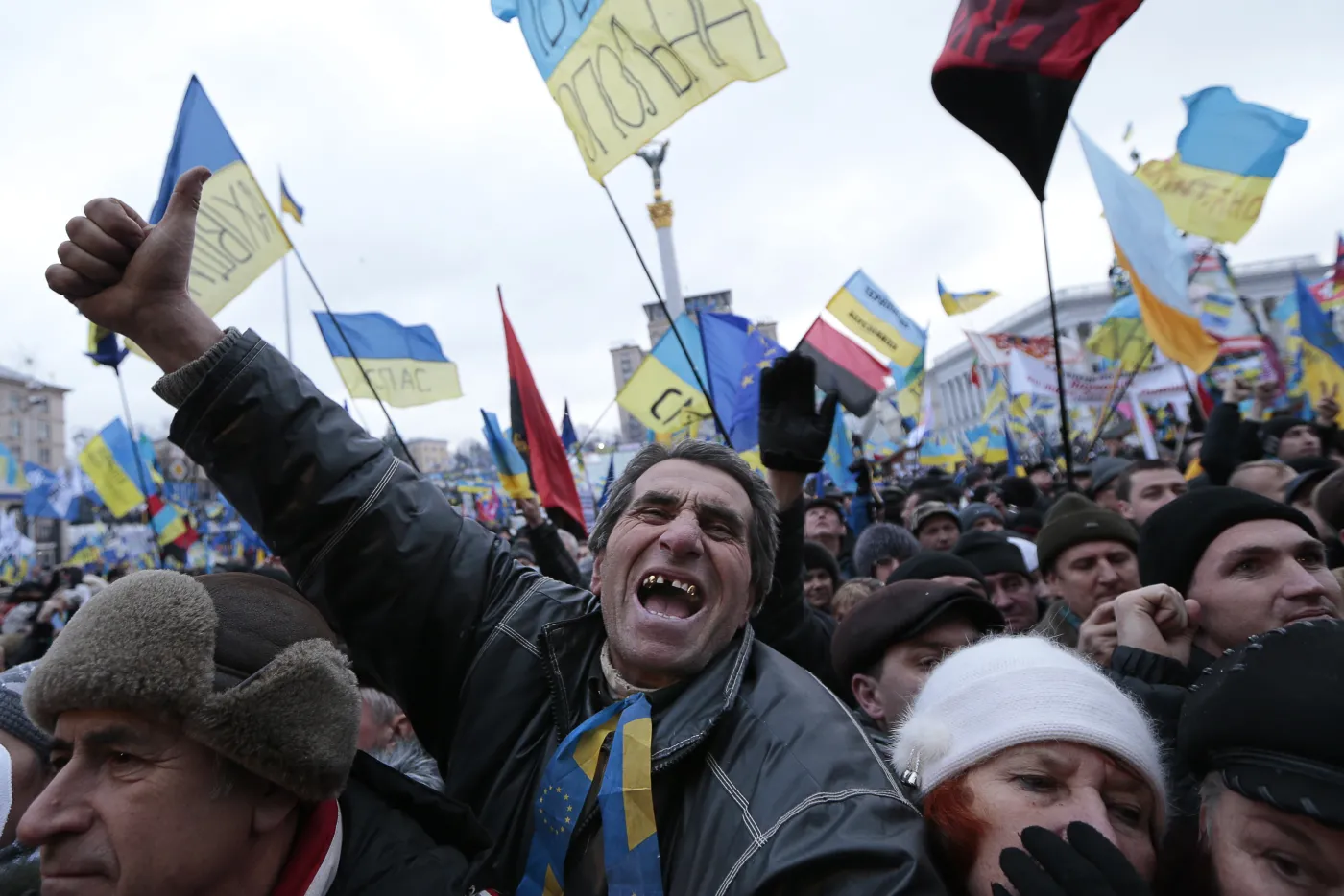 Ukraina milicja Majdan Chreszczatyk
