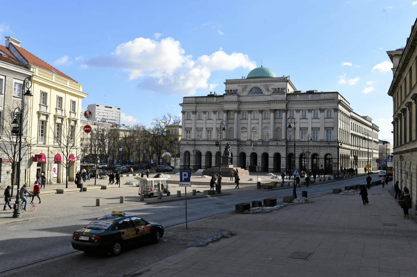 5628865-ul.jpg