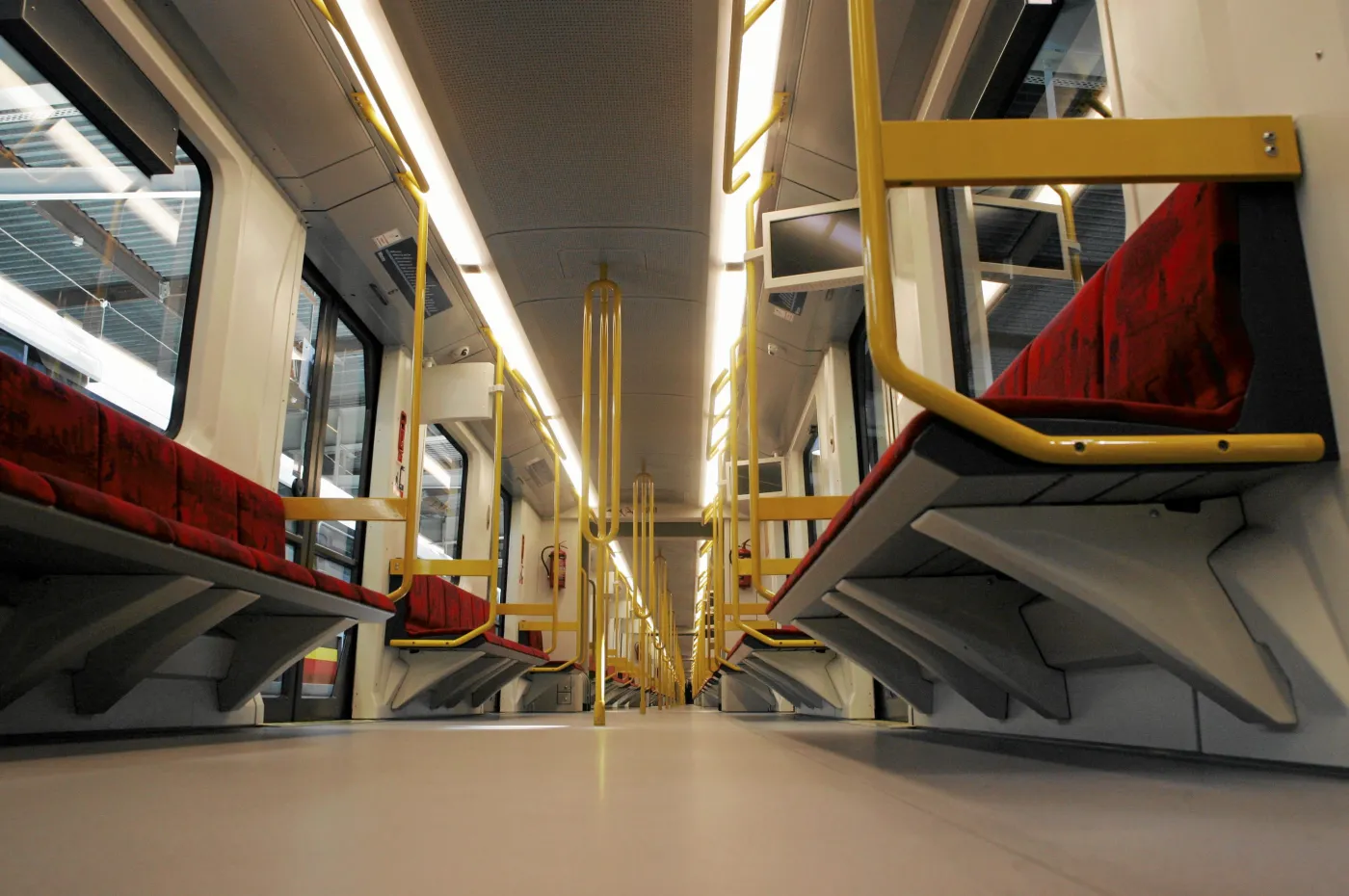 Pociąg Inspiro, Metro Warszawskie