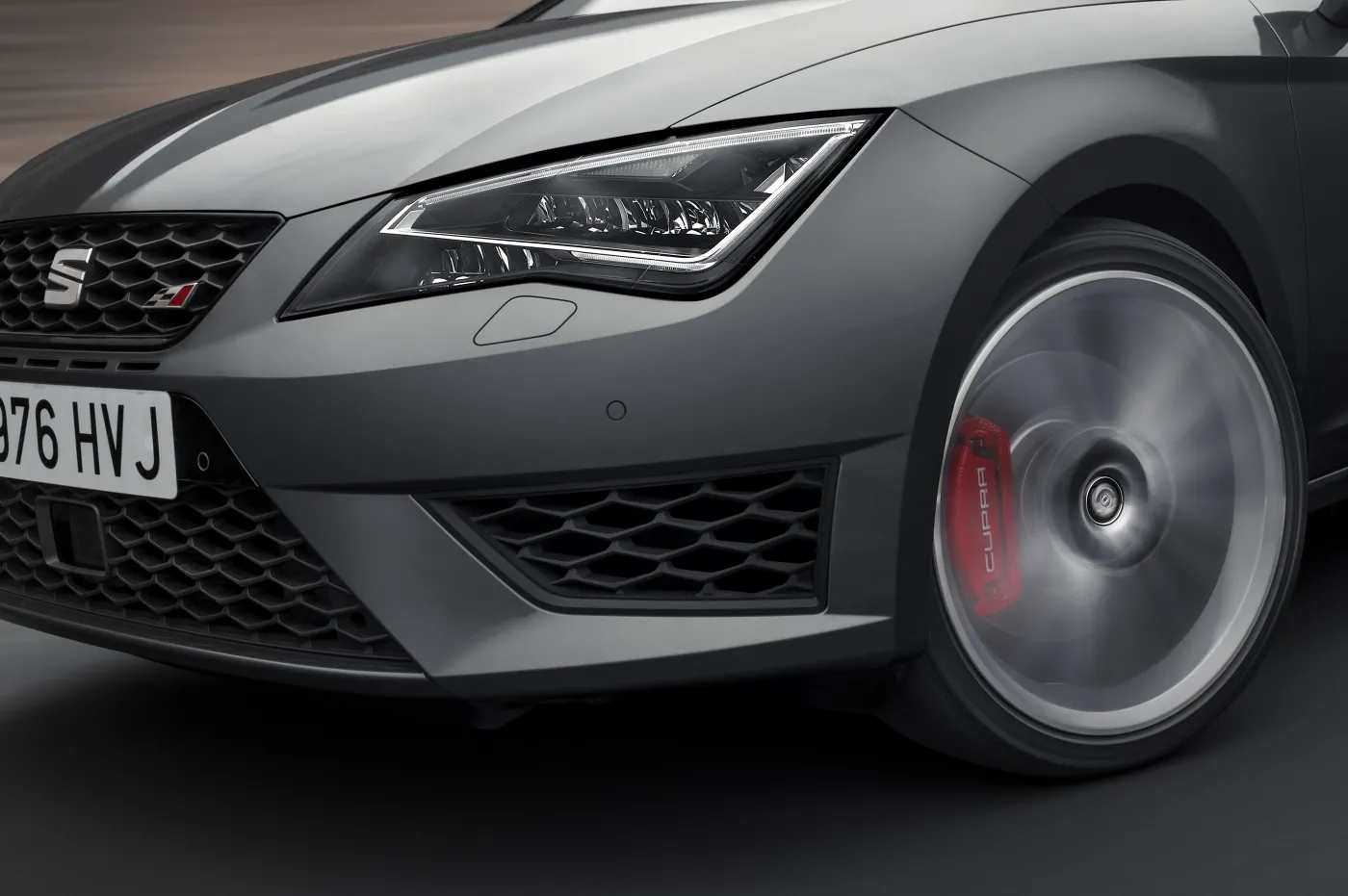 Nowość z niemiecką techniką! Nowy seat leon cupra debiutuje w Poznaniu. ZDJĘCIA