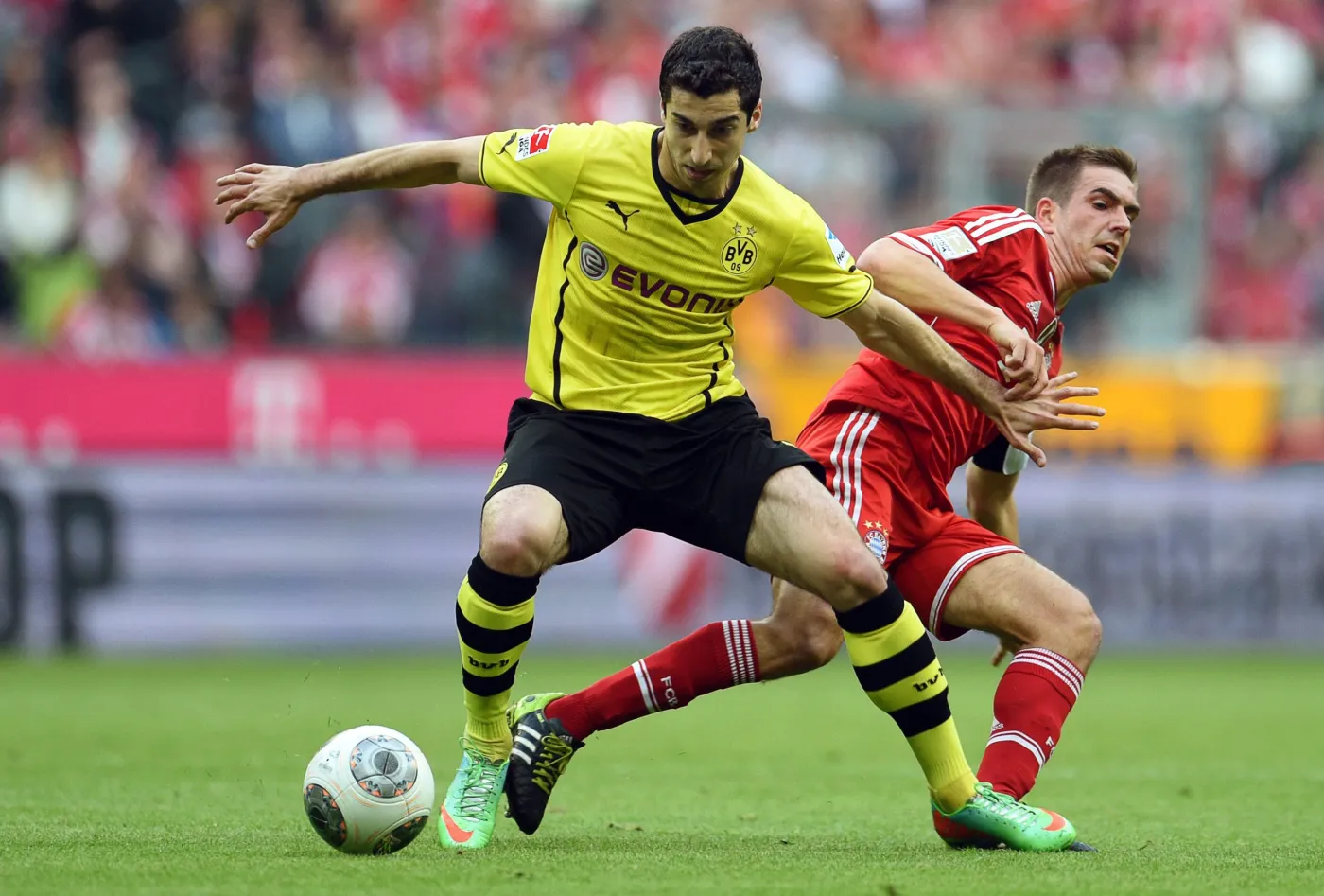 Philipp Lahm i Henrikh Mkhitaryan
