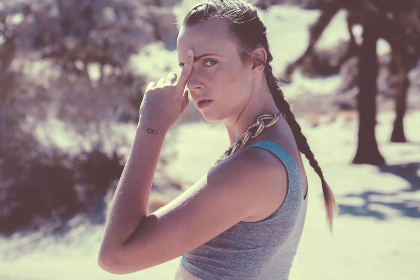 6185632-m.jpg