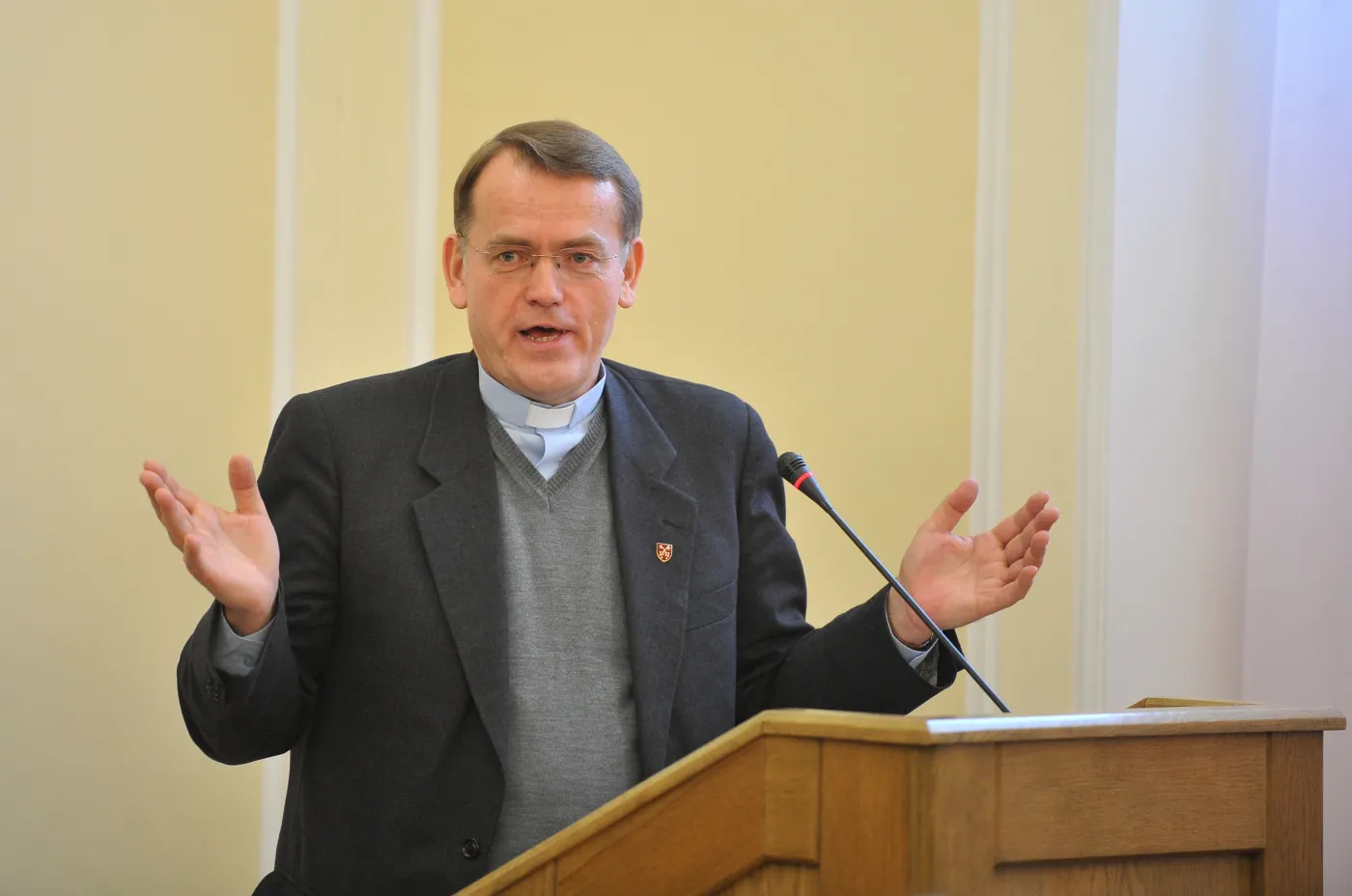 Ks. Dariusz Oko