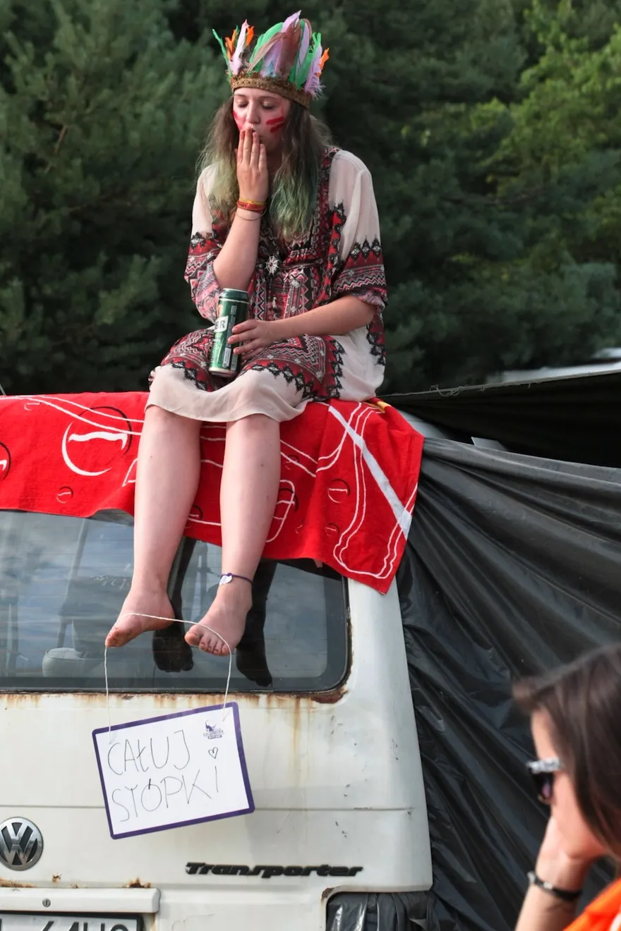 6633809-20.jpg